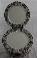 8pc Set of Majesticware Holly Dinner Plates