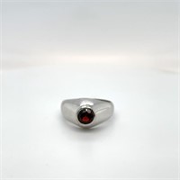 VINTAGE 9CT WHITE GOLD & RED STONE RING
