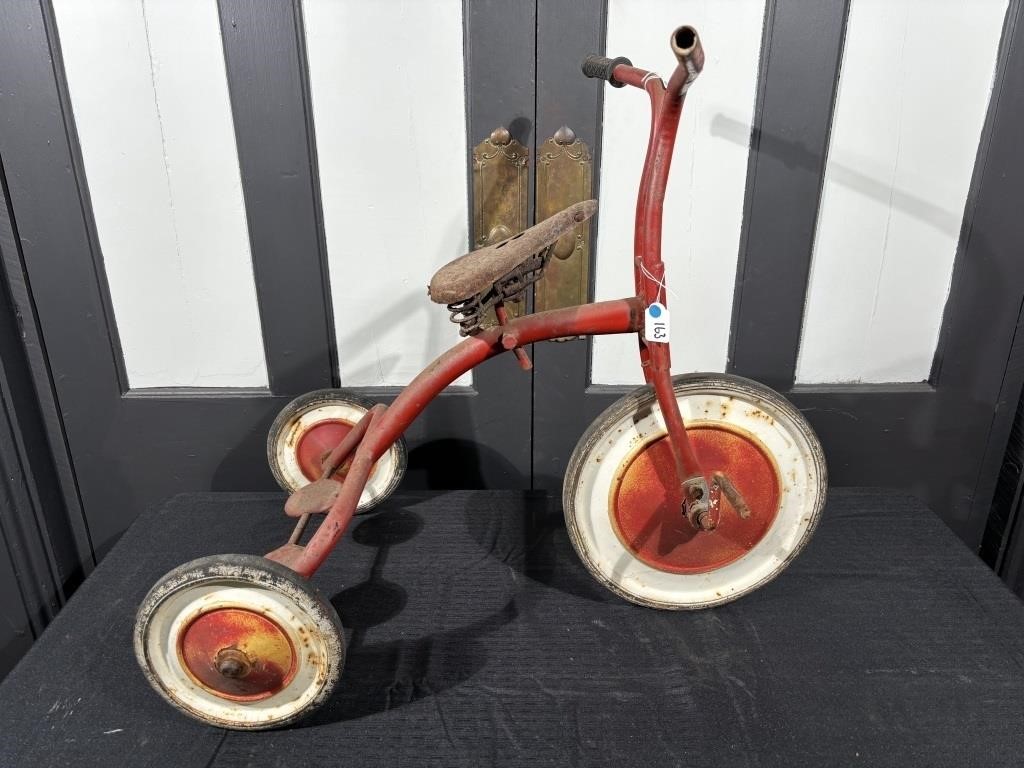 Medium Sized Vintage Trike