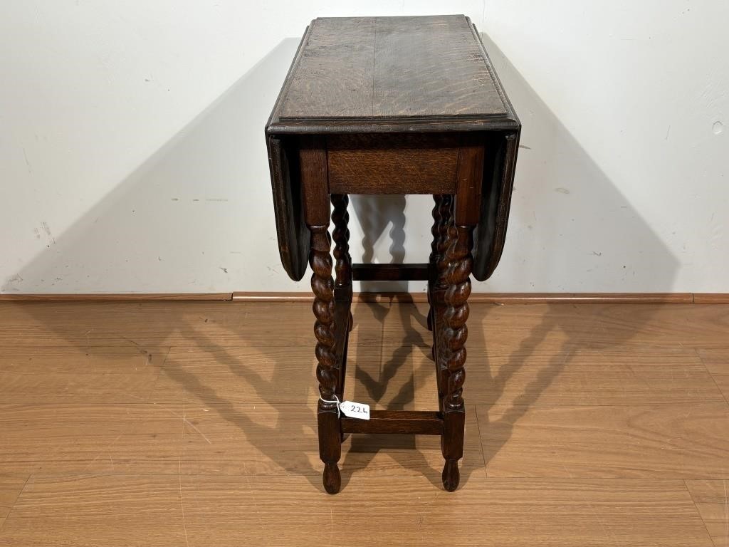 Oak Gate Leg Table