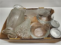 FLAT OF MISC GLASSWARE