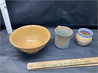 3 pcs of pottery