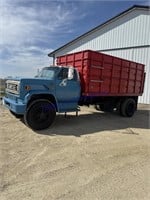 '77 GMC grain truck, gas, shows 98,494 miles