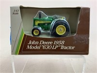 Vintage 1/43 Scale Ertl John Deere "630" Tractor