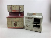 Vintage Tin Doll Size Stove & Hutch