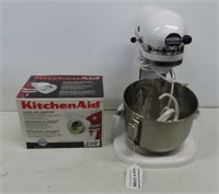 Kitchenaid Stand Mixer w/Attachment