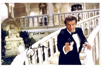 Autograph James Bond Photo