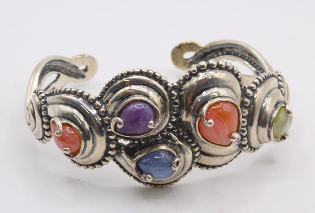 Modernist, Contemporary & Southwest Jewelry At Auction