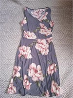 C9) Small summer dress. Brand is kaileigh.