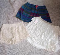 C9) 14/16 girls. Shorts, skort, skirt