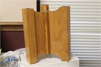 A Modern Style Wood Candle Holder