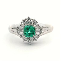 Platinum Colombian Emerald 0.37ct ring