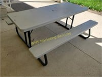Collapsible Picnic Table