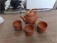 Terra cotta Tea pot & cups