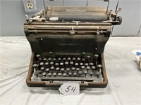 Underwood Vtg Typewriter