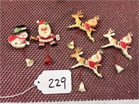 Santas & Snowman Pins with Pull Strings