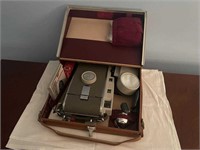 Polaroid Land Camera Model 800 w/ Case