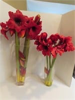 2 vases w/faux flowers