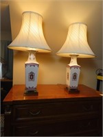 Pair pagoda shaped lamps