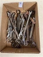 Lot of double end and specialty wrenches