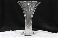 An Artglass Clear Vase