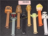 (8) Vintage Star Wars PEZ DIspensers