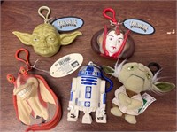 Lot of 4 Star Wars coin pouches & plush keychains