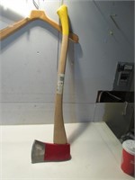RED MICHIGAN STYLE AXE