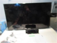 SMALL SAMSUNG LED TV