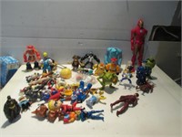 LARGE LOT SMALL TOYS, ACTION FIGURES
