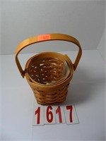 17213 2002 Horizon of Hope Basket with plastic lin