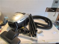 GYC SHARK PLUS CANISTER VACUUM