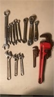 Tools - Open/Closed Craftsman Wrenches, Socket