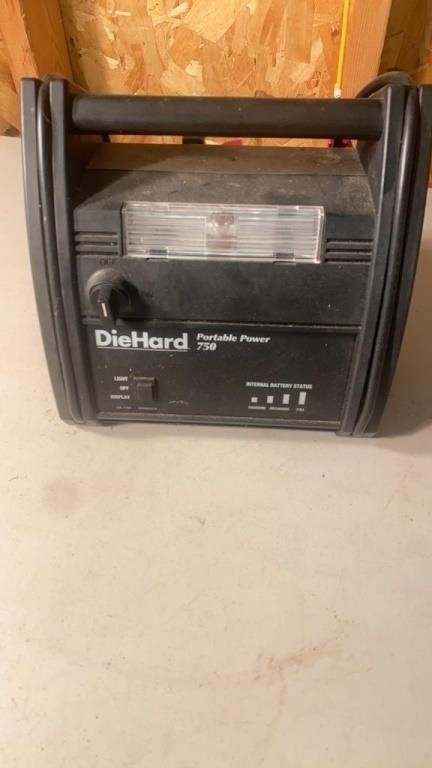 Die Hard Portable Power 750