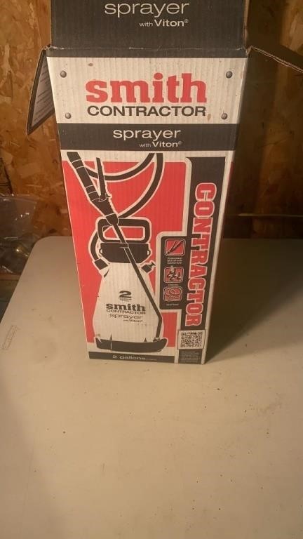 Smith Contractor Sprayer - 2 Gallon