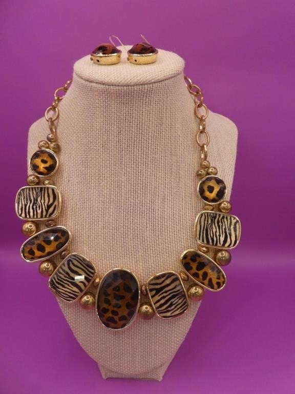 Gold Tone Safari Necklace & Earrings