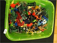 Box of molded figures including