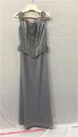 H1) WOMENS SILVER SIZE 5/6 FORMAL DRESS