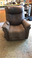 Brown Pleather Massage and Heating Chair.