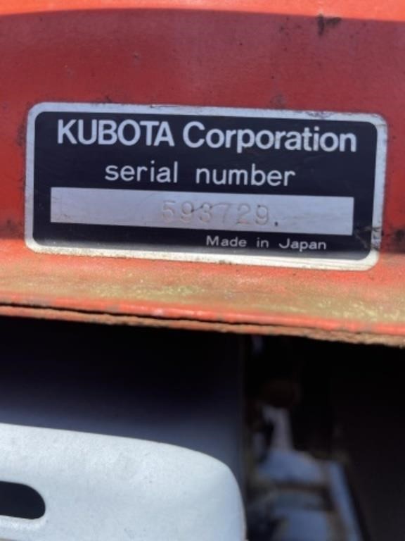 Kubota AV6500 generator and 9 gal port airtank