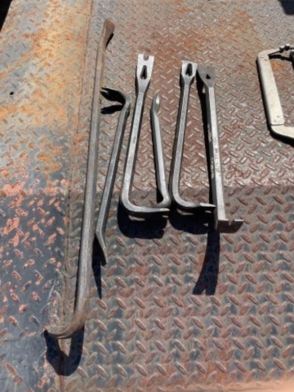 Miscellaneous pry bars, clamps, and pullers