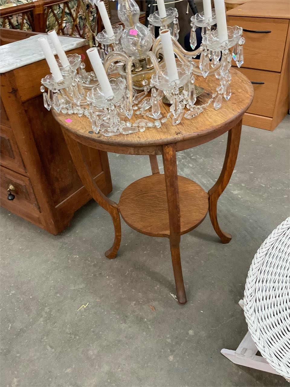 Antique Oak Round Table