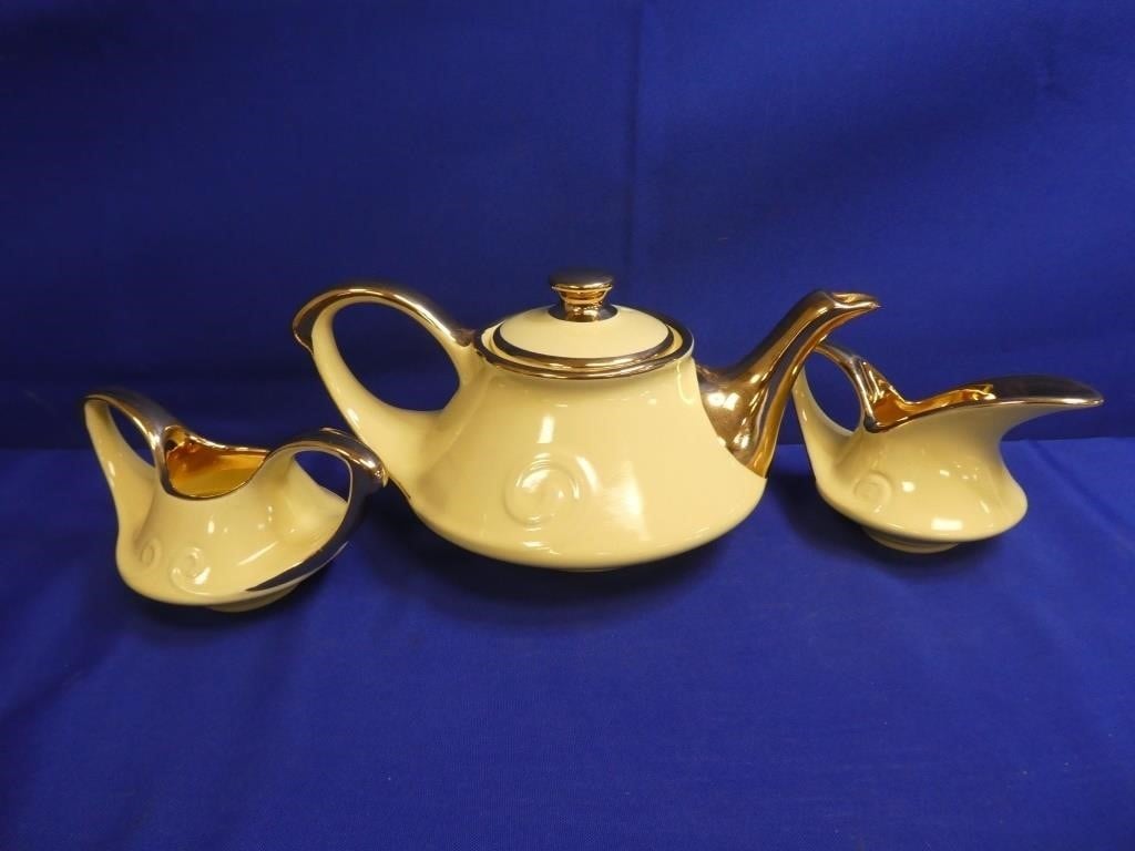 Vintage Pearl Teapot, Creamer & Sugar Bowl