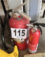 Fire Extinguishers(Garage)