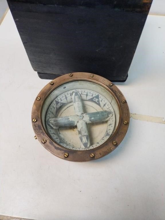 SHIPS COMPASS 8.5" WITH WOODEN CASE