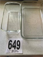 2 Pyrex Dishes(Room 1)