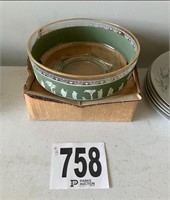 Vintage Jeanette Serving Bowl(Room 3)