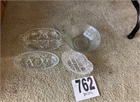 4 Pieces Of Glassware(Room 3)