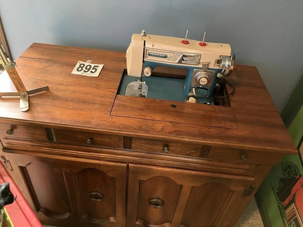 Moose Sewing Machine In Cabinet-Buyer Responsible
