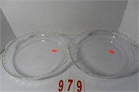 Pyrex Dishes - Set of 2